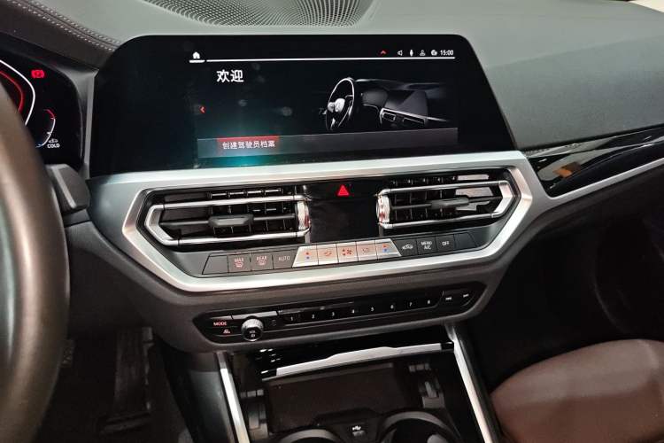 Used BMW 3 Series 2020 320Li M Sport Package Interior 7