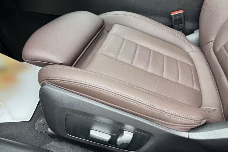 Used BMW 3 Series 2020 325Li M Sport Night Edition Package Left Front Seat