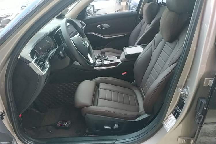 Used BMW 3 Series 2020 325Li First Edition Left Front Seat