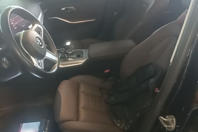 Used BMW 3 Series 2020 Restyled 325i M Sport Night Edition Package Left Front Seat
