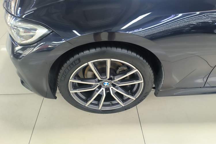 Used BMW 3 Series 2020 Restyled 325Li M Sport Package Left Front Wheel Hub