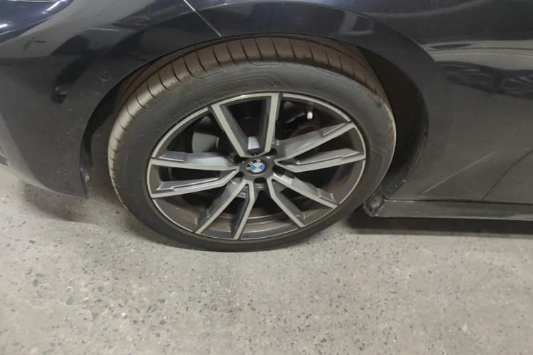 Used BMW 3 Series 2020 Restyled 325Li M Sport Package Left Front Wheel Hub
