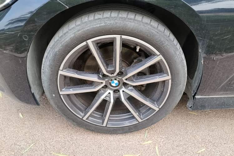 Used BMW 3 Series 2020 Restyled 325Li M Sport Package Left Front Wheel Hub