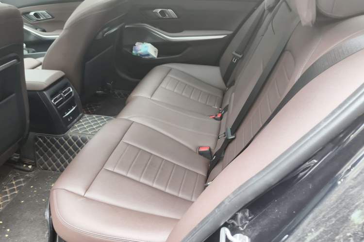 Used BMW 3 Series 2020 320Li M Sport Package Left Rear Seat