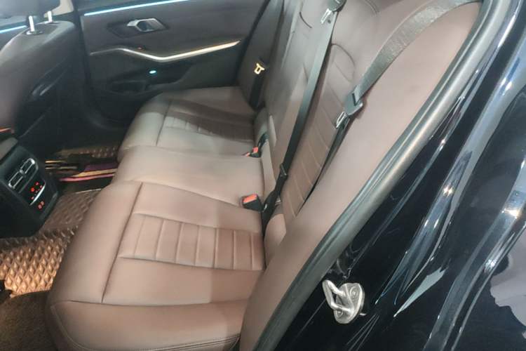 Used BMW 3 Series 2020 320Li M Sport Package Left Rear Seat
