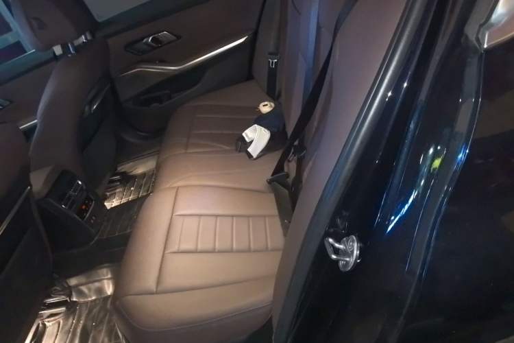 Used BMW 3 Series 2020 Restyled 325Li M Sport Package Left Rear Seat