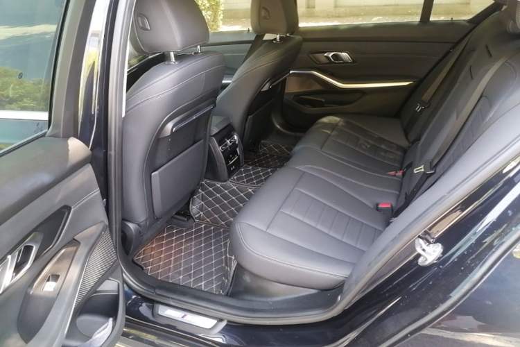 Used BMW 3 Series 2020 Restyled 325Li M Sport Package Left Rear Seat
