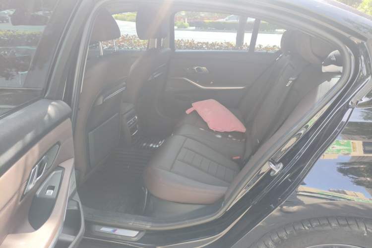 Used BMW 3 Series 2020 Facelifted 325Li M Sport Night Edition Package Left Rear Seat
