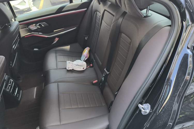 Used BMW 3 Series 2020 320Li M Sport Package Left Rear Seat