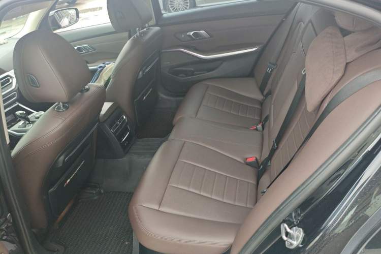 Used BMW 3 Series 2020 Facelifted 325Li M Sport Night Edition Package Left Rear Seat
