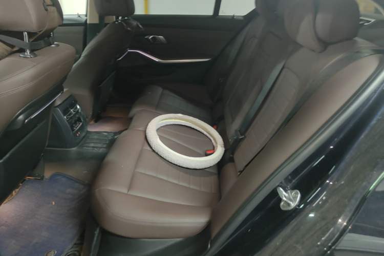 Used BMW 3 Series 2020 Restyled 325Li M Sport Package Left Rear Seat