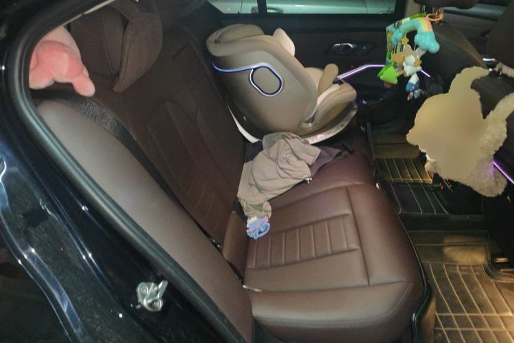Used BMW 3 Series 2020 Facelifted 325Li M Sport Night Edition Package Left Rear Seat