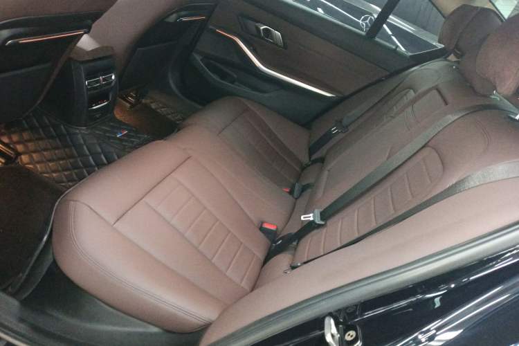 Used BMW 3 Series 2020 Restyled 325Li M Sport Package Left Rear Seat