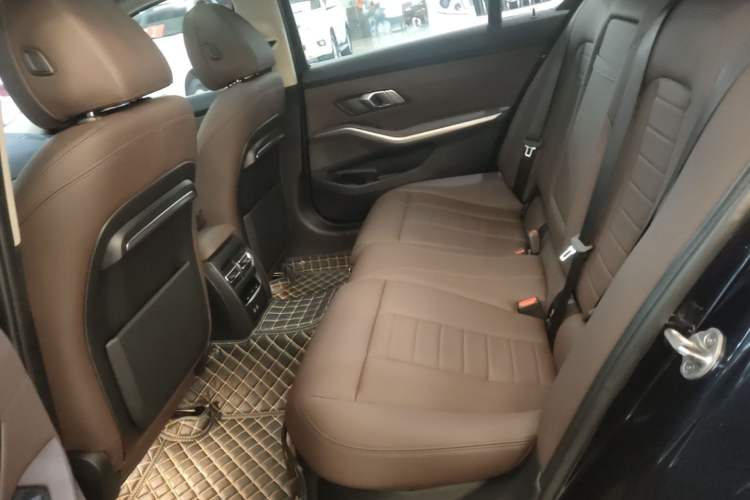 Used BMW 3 Series 2020 320Li M Sport Package Left Rear Seat