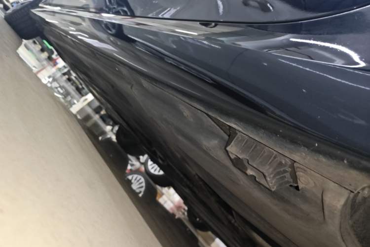 Used BMW 3 Series 2020 320Li M Sport Package Left Side Sill