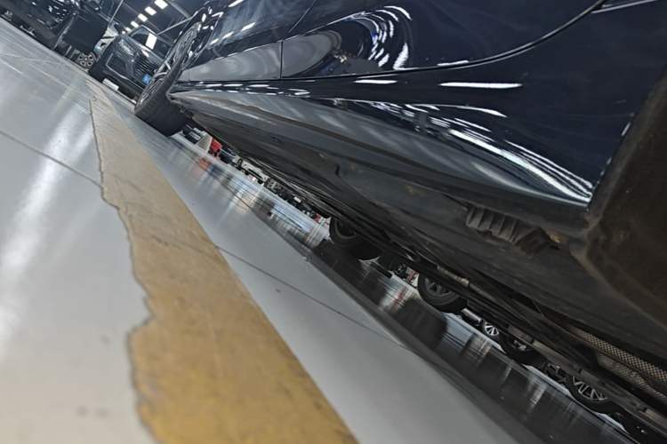 Used BMW 3 Series 2020 Restyled 325Li M Sport Package Left Side Sill