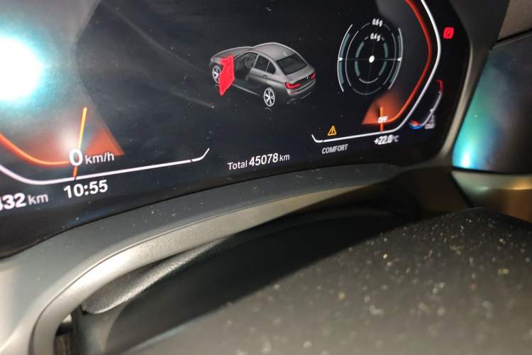 Used BMW 3 Series 2020 320Li M Sport Package Odometer Close Up