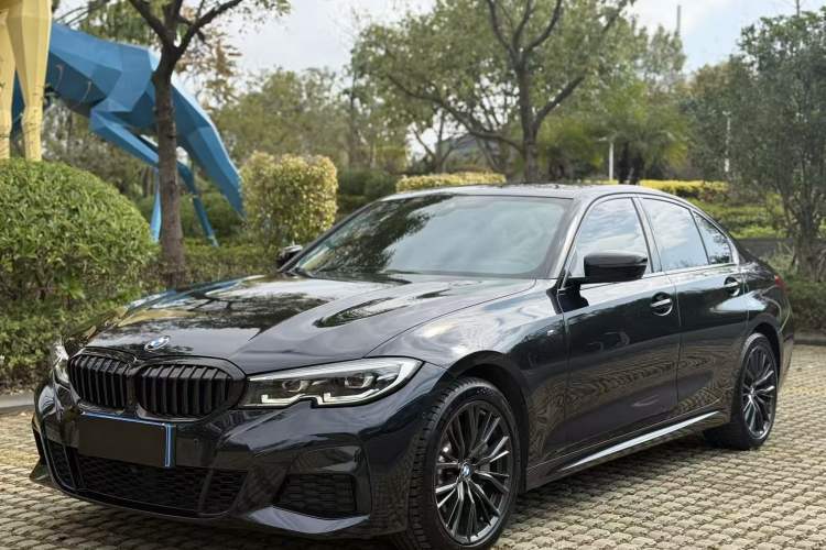 Used BMW 3 Series 2020 330i M Sport Night Edition Guazi used car, China used car export, Used car for sale, Used cars, Cheapest cars for sale
