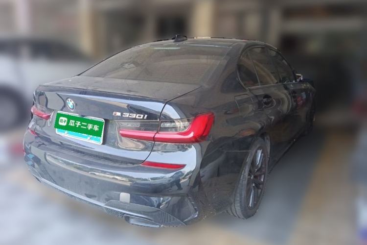 Used BMW 3 Series 2020 330i M Sport Night Edition Rear Right 45 Deg