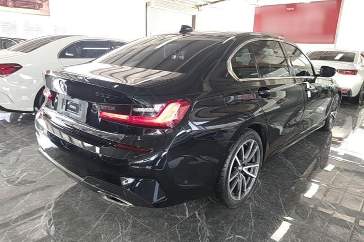 Used BMW 3 Series 2020 320Li M Sport Package Rear Right 45 Deg