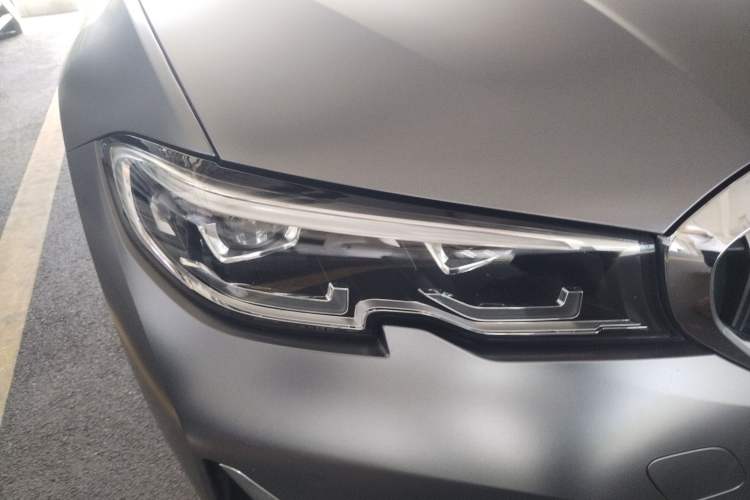 Used BMW 3 Series 2020 325Li First Edition Right Front Headlight
