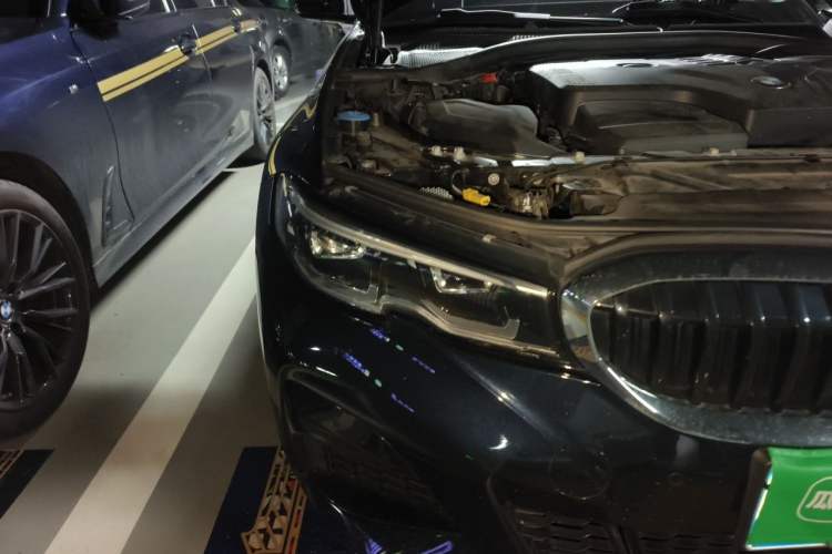 Used BMW 3 Series 2020 Restyled 325Li M Sport Package Right Front Headlight