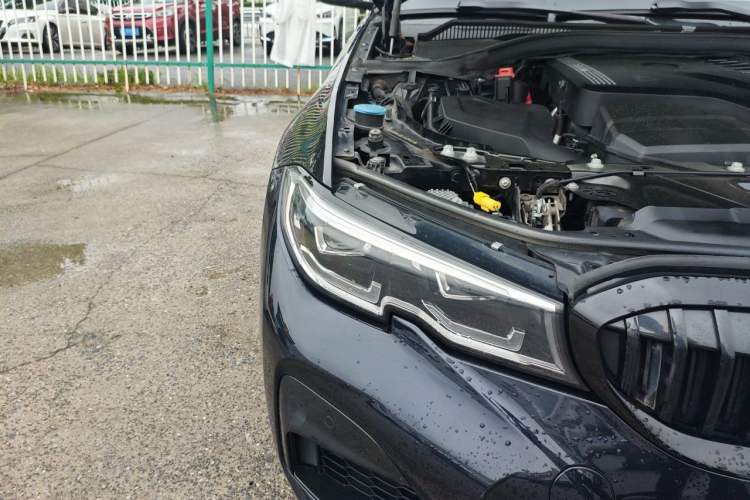 Used BMW 3 Series 2020 Facelifted 325Li M Sport Night Edition Package Right Front Headlight