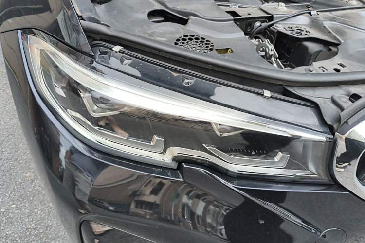 Used BMW 3 Series 2020 325Li M Sport Package Right Front Headlight