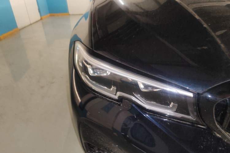 Used BMW 3 Series 2020 Restyled 325i M Sport Night Edition Package Right Front Headlight