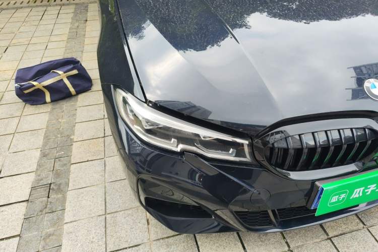 Used BMW 3 Series 2020 Facelifted 325Li M Sport Night Edition Package Right Front Headlight