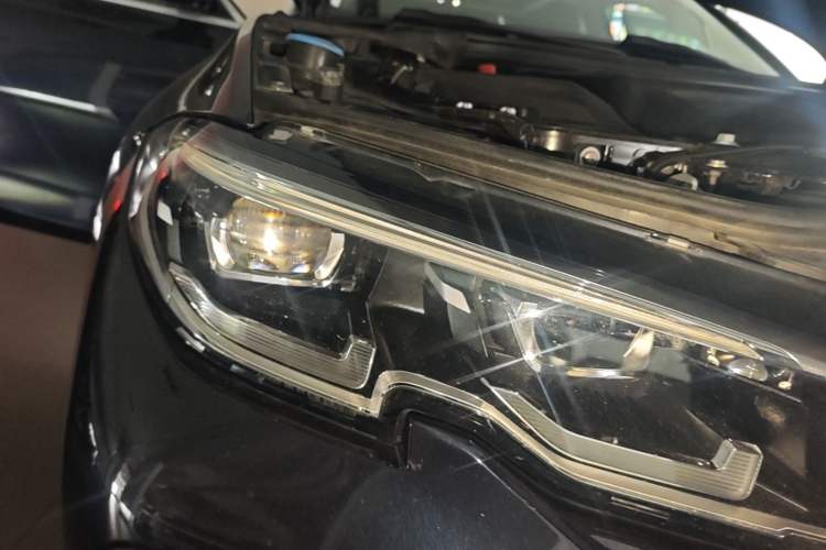 Used BMW 3 Series 2020 320Li M Sport Package Right Front Headlight