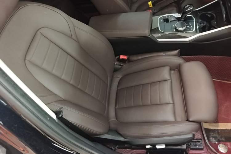 Used BMW 3 Series 2020 Restyled 325Li M Sport Package Right Front Seat