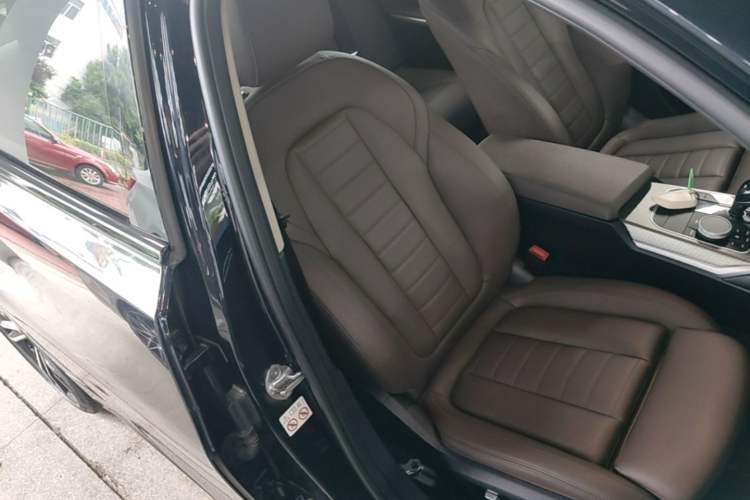 Used BMW 3 Series 2020 325Li M Sport Package Right Front Seat