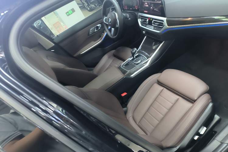 Used BMW 3 Series 2020 Restyled 325Li M Sport Package Right Front Seat