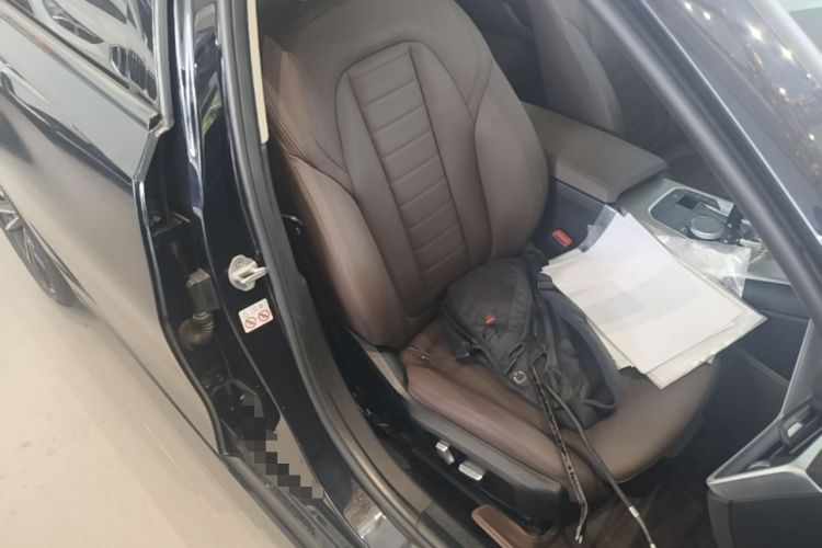 Used BMW 3 Series 2020 Facelifted 325Li M Sport Night Edition Package Right Front Seat