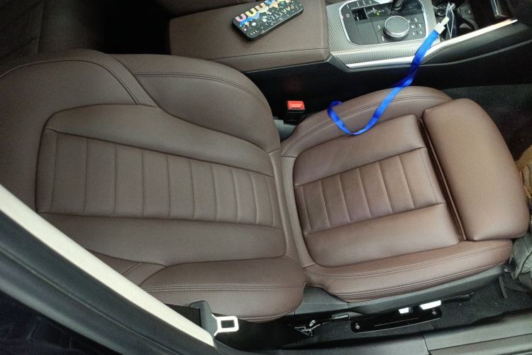 Used BMW 3 Series 2020 325Li M Sport Night Edition Package Right Front Seat