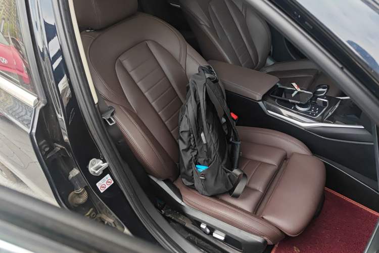 Used BMW 3 Series 2020 Restyled 325Li M Sport Package Right Front Seat