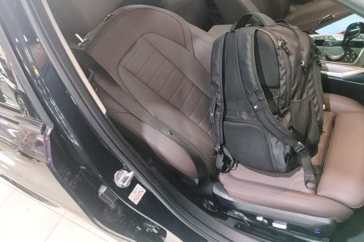 Used BMW 3 Series 2020 325Li M Sport Night Edition Package Right Front Seat