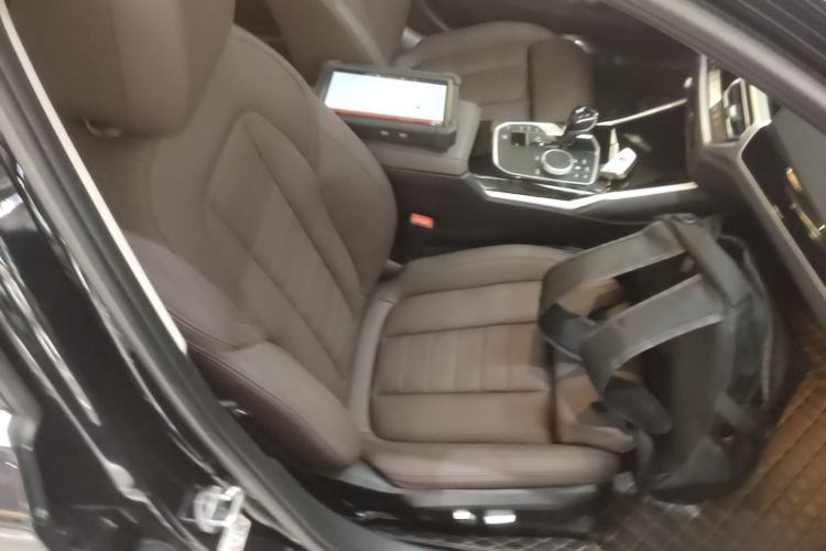 Used BMW 3 Series 2020 320Li M Sport Package Right Front Seat
