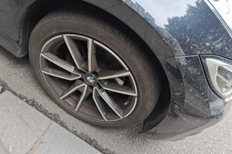 Used BMW 3 Series 2020 320Li M Sport Package Right Front Wheel Hub