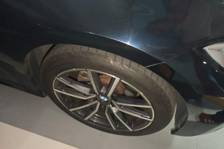 Used BMW 3 Series 2020 320Li M Sport Package Right Front Wheel Hub