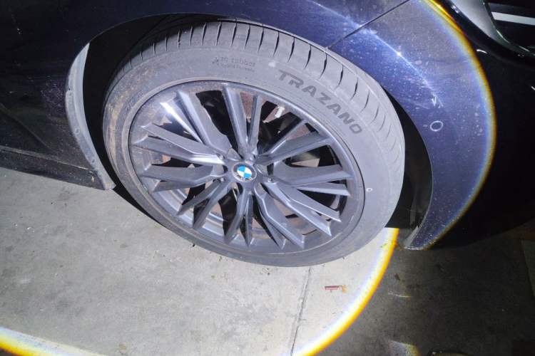 Used BMW 3 Series 2020 Restyled 325Li M Sport Package Right Front Wheel Hub