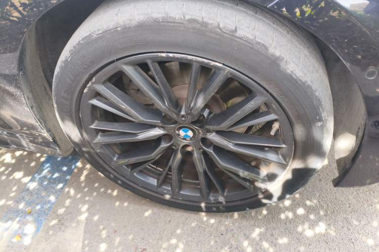 Used BMW 3 Series 2020 Facelifted 325Li M Sport Night Edition Package Right Front Wheel Hub