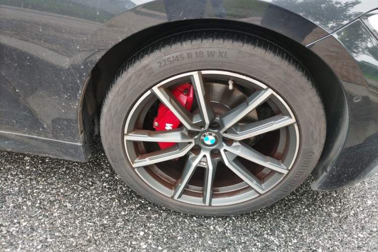 Used BMW 3 Series 2020 325Li M Sport Package Right Front Wheel Hub