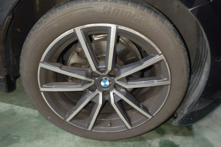 Used BMW 3 Series 2020 Facelifted 325i M Sport Package Right Front Wheel Hub