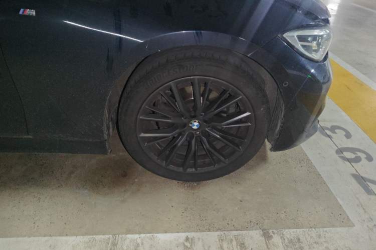 Used BMW 3 Series 2020 Facelifted 325Li M Sport Night Edition Package Right Front Wheel Hub