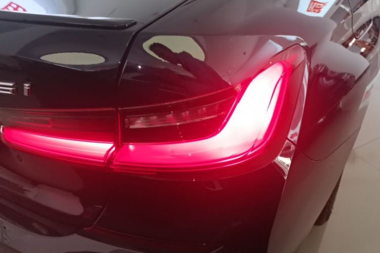 Used BMW 3 Series 2020 Restyled 325i M Sport Night Edition Package Right Rear Taillight