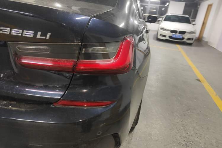 Used BMW 3 Series 2020 Restyled 325Li M Sport Package Right Rear Taillight