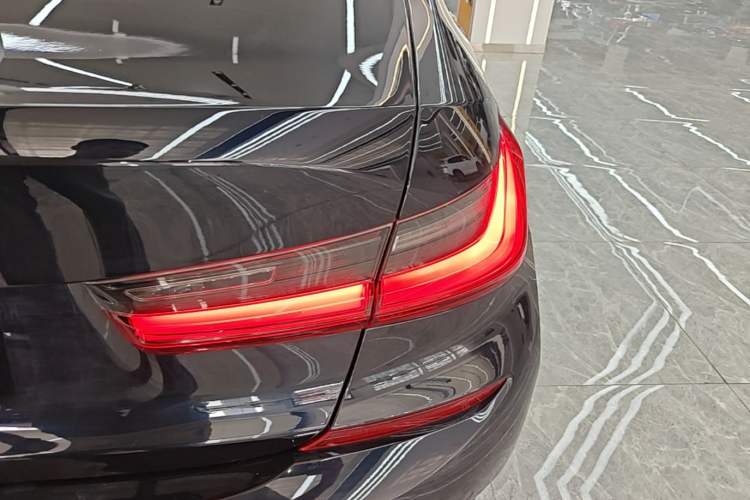 Used BMW 3 Series 2020 320Li M Sport Package Right Rear Taillight