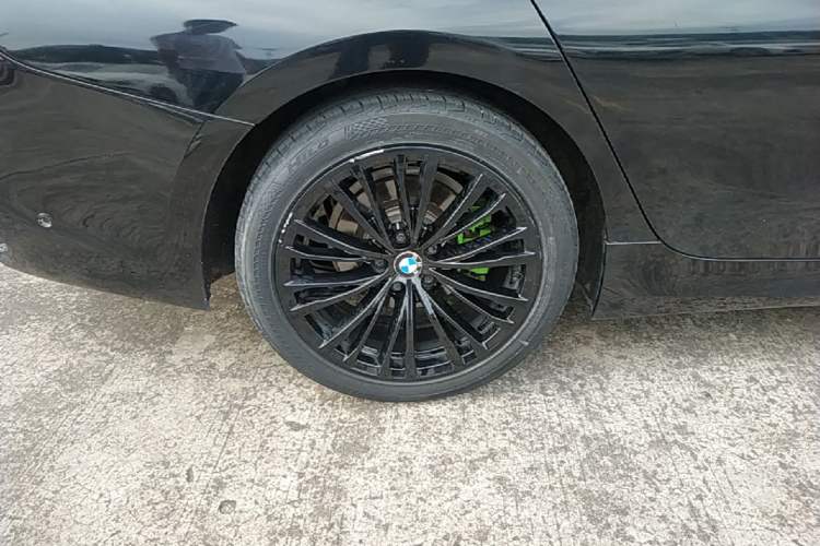 Used BMW 3 Series 2020 325Li First Edition Right Rear Wheel Hub
